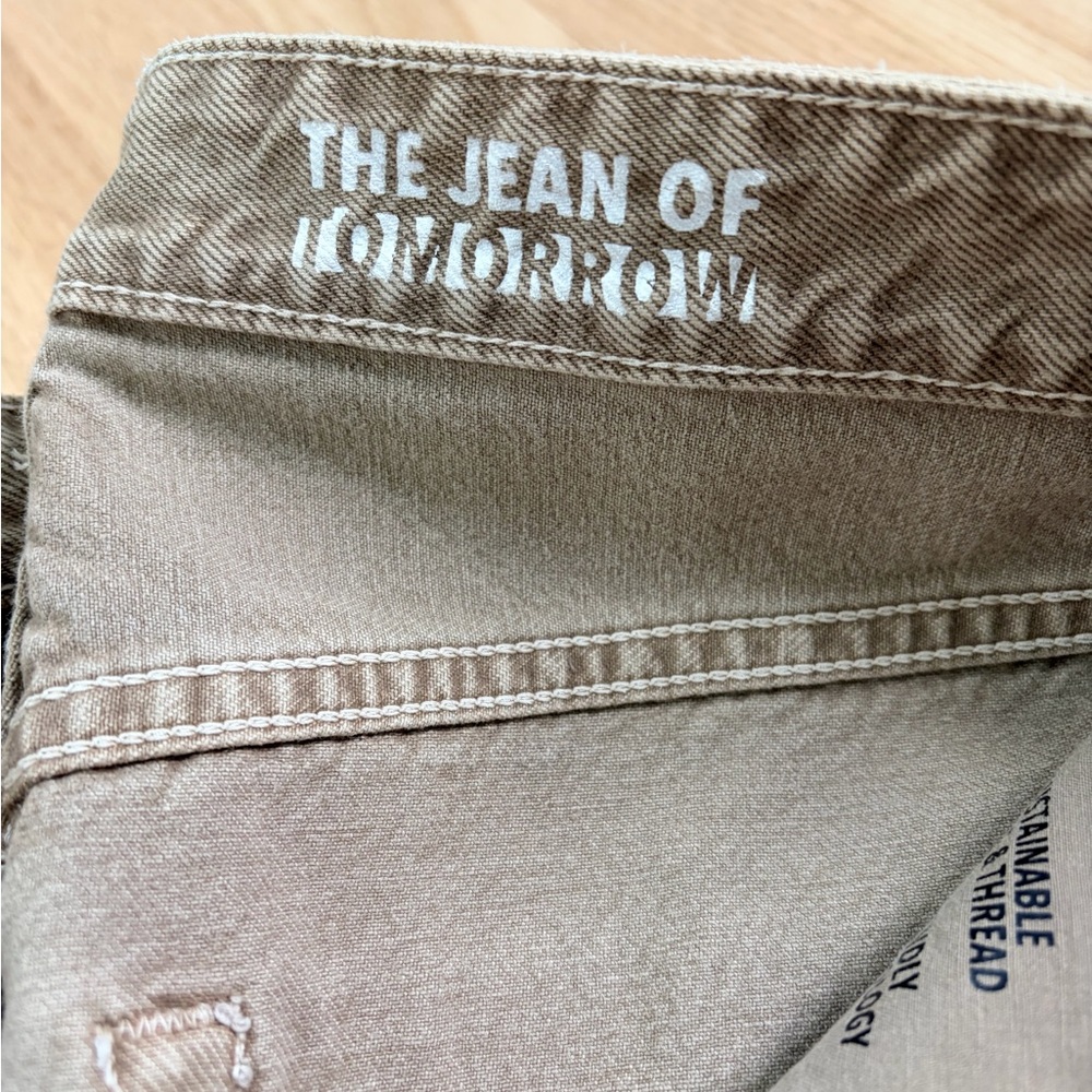 AG The Jean of Tomorrow Straight Jeans Size 26 NWT Sustainable Denim Neutral - Picture 2 of 4